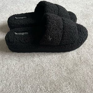 Womens Koolaburra Slippers